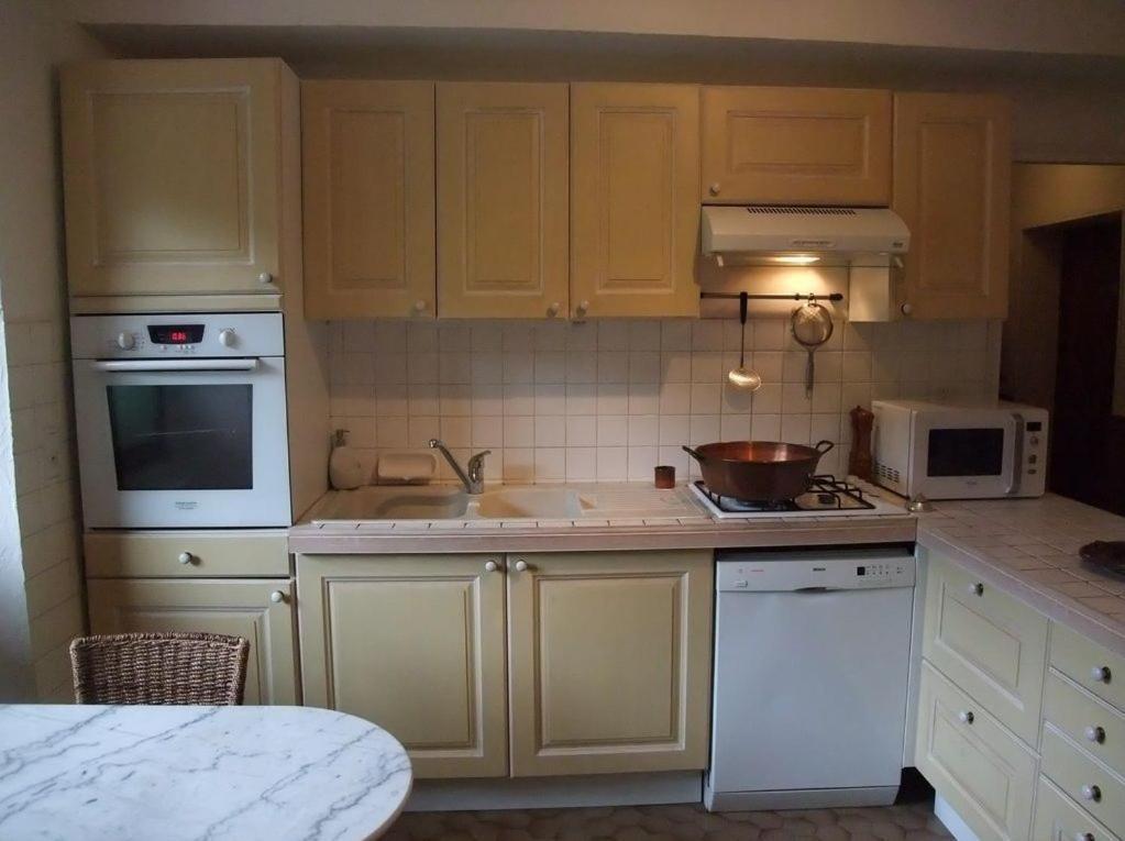 Le Domaine Du Grand Cellier Gites Appartement En Savoie Tournon-sur-Rhône Екстериор снимка