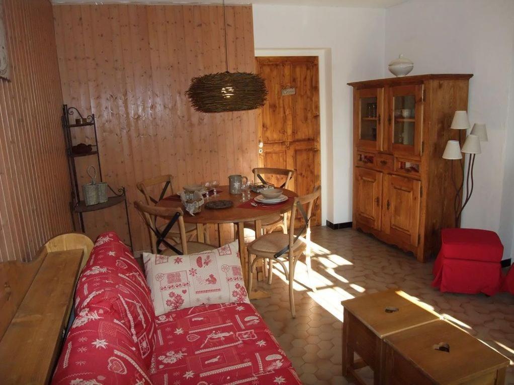 Le Domaine Du Grand Cellier Gites Appartement En Savoie Tournon-sur-Rhône Стая снимка